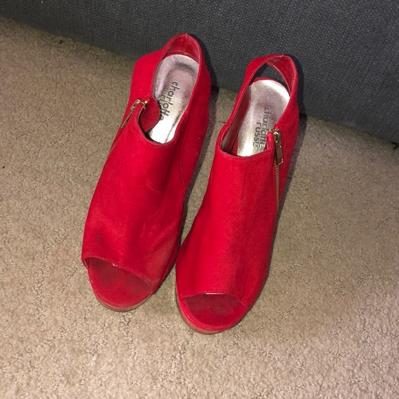 RED OPEN TOE HEEL